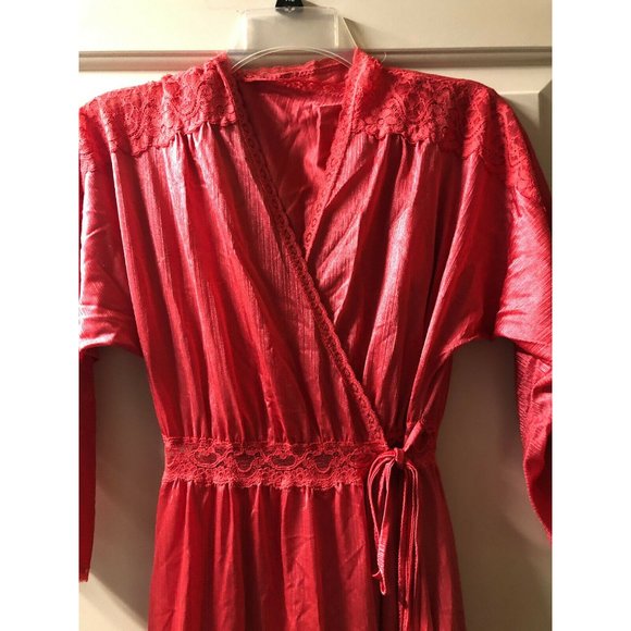 Vintage MISS ELAINE Nightgown Peignoir Set - Picture 7 of 11